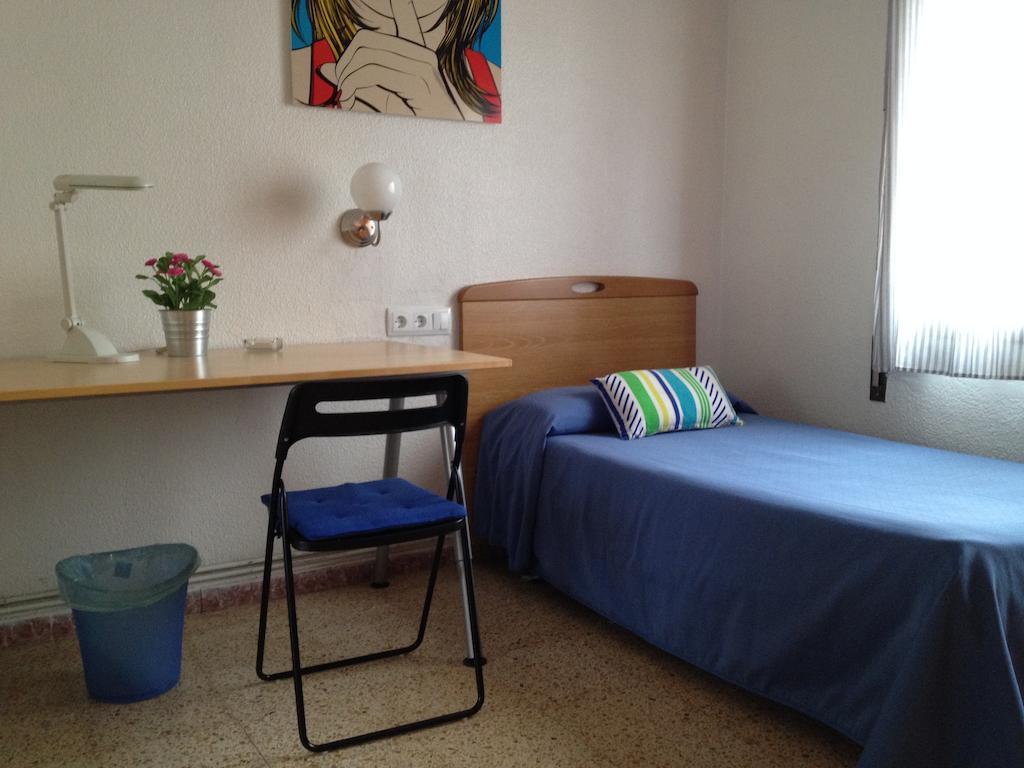 Hostal Carlos III El Prat de Llobregat Zimmer foto